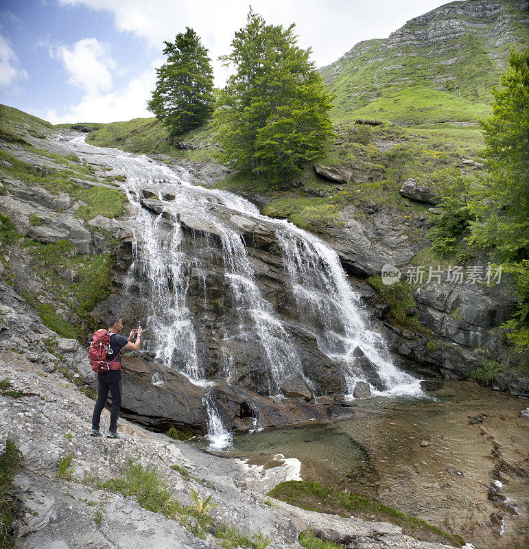 在阿布鲁佐的Gran Sasso Monti della Laga国家公园的Cesacastina徒步旅行